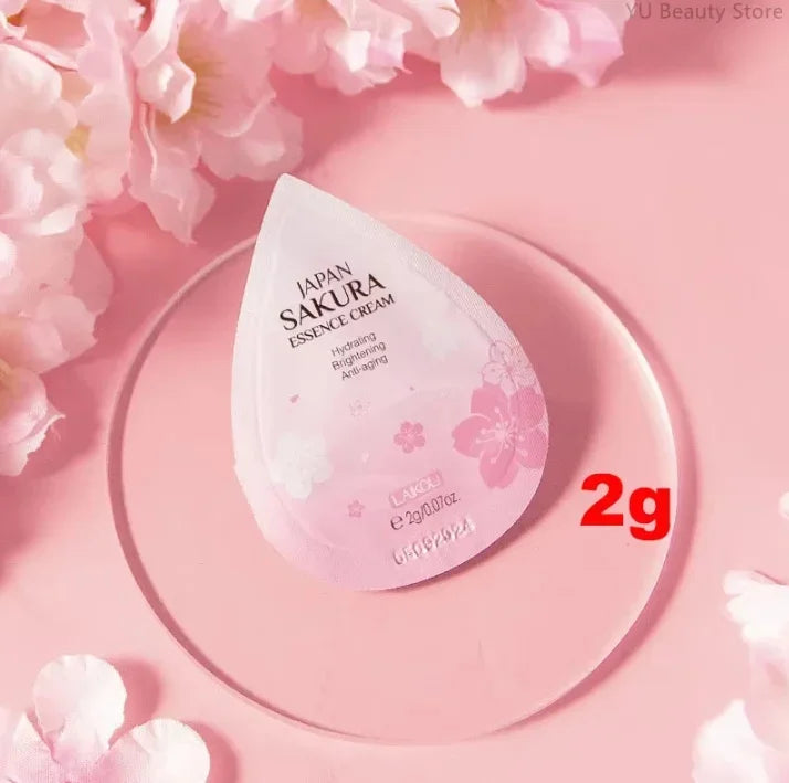 24h Glow & Lifted Collagen Jelly Cream Niacinamide And Hydrolyzed Collagen Strengthen The Skin Barrier And Moisturize The Skin